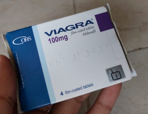 Viagra 100mg tablet 4s